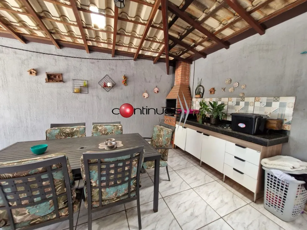Casa, 3 quartos, 136 m² - Foto 2