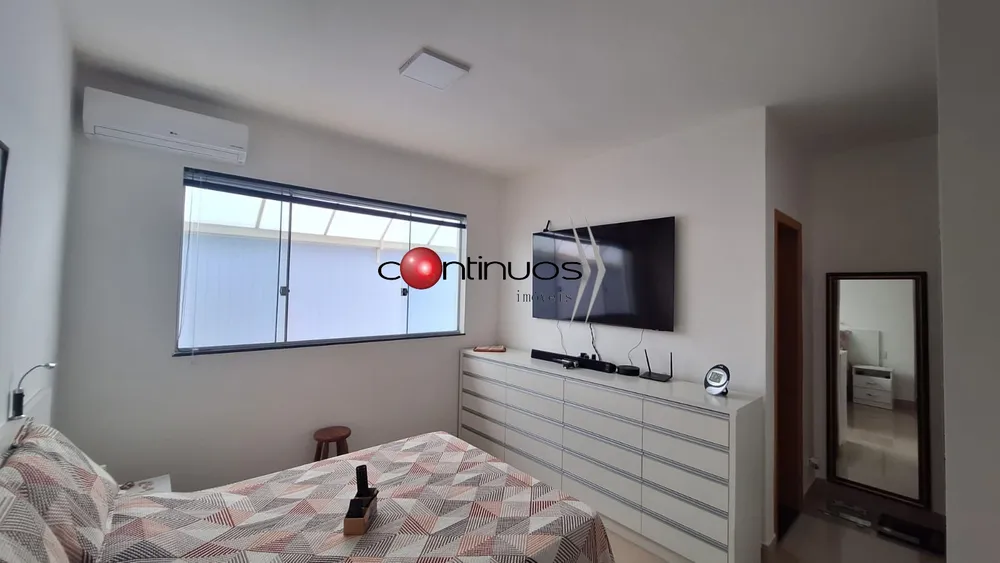 Casa, 3 quartos, 217 m² - Foto 4