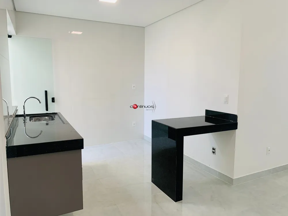 Casa, 3 quartos, 180 m² - Foto 1