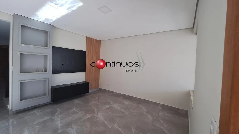 Casa, 3 quartos, 202 m² - Foto 2
