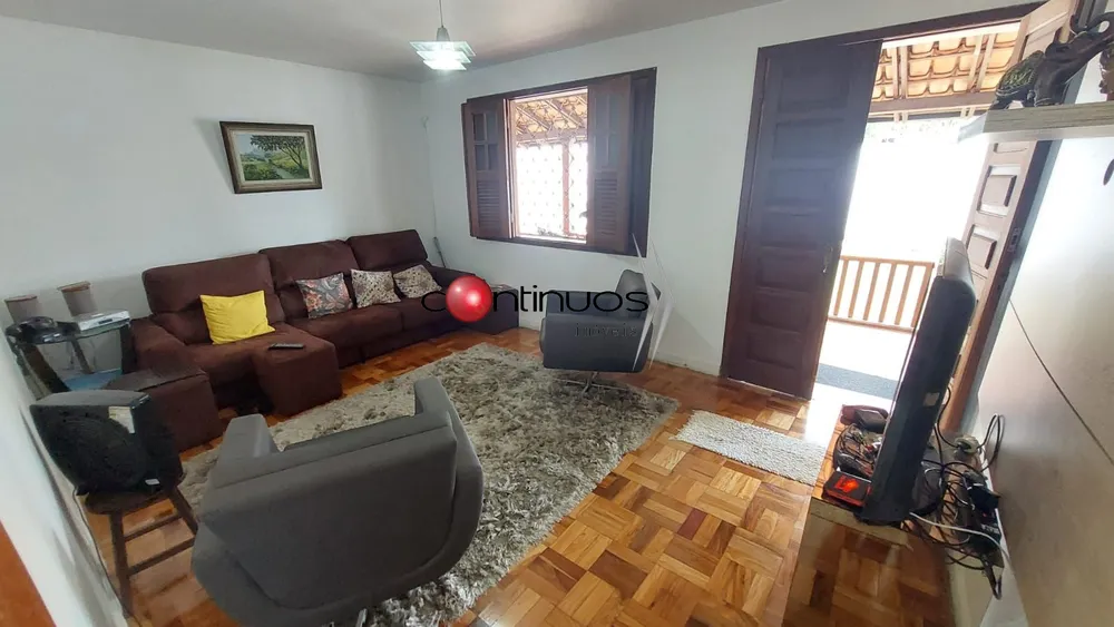 Casa, 3 quartos, 320 m² - Foto 1