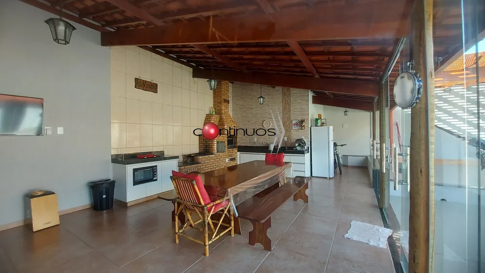Casa, 3 quartos, 250 m² - Foto 5