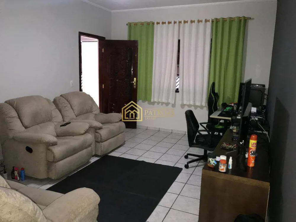 Sobrado, 3 quartos, 210 m² - Foto 1