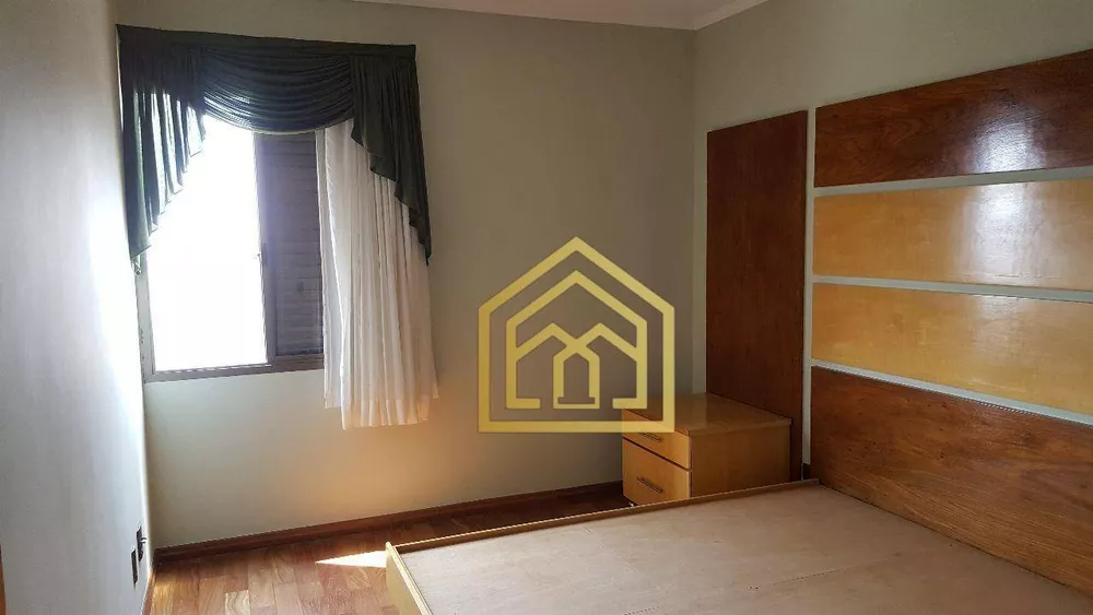 Apartamento para alugar com 3 quartos, 100m² - Foto 13