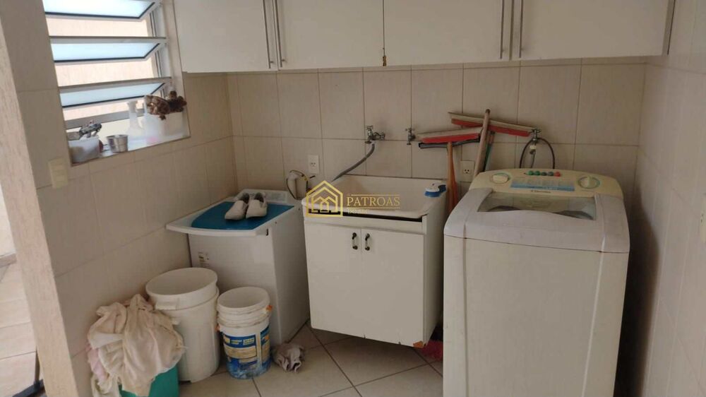 Sobrado, 4 quartos, 250 m² - Foto 1