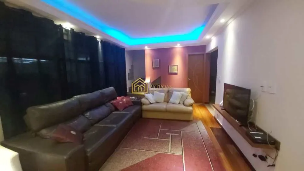 Sobrado, 3 quartos, 240 m² - Foto 1