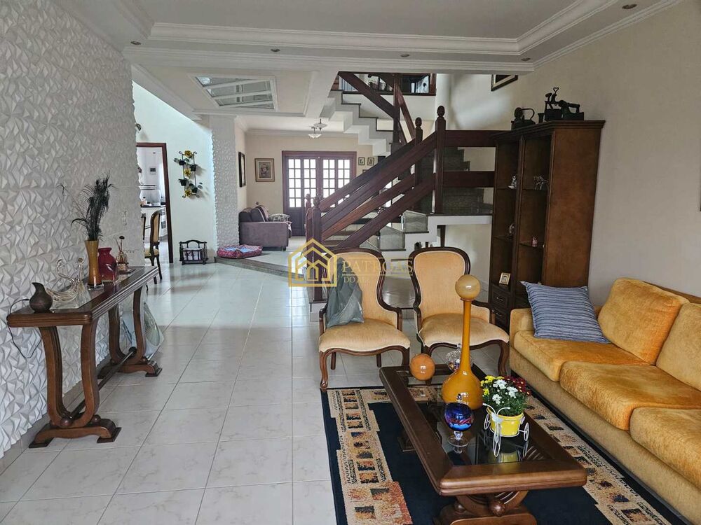 Sobrado à venda com 3 quartos, 360m² - Foto 8