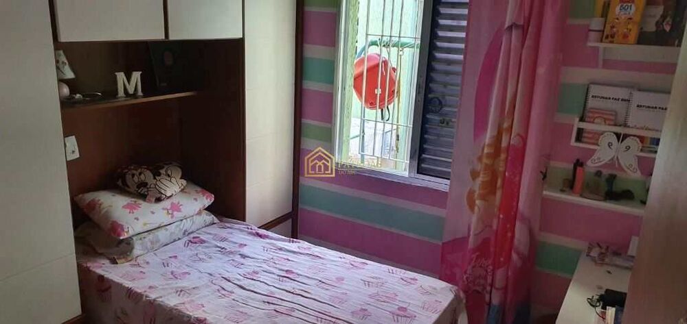 Casa à venda com 3 quartos, 194m² - Foto 18