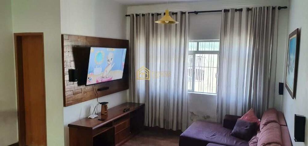 Casa à venda com 3 quartos, 194m² - Foto 2