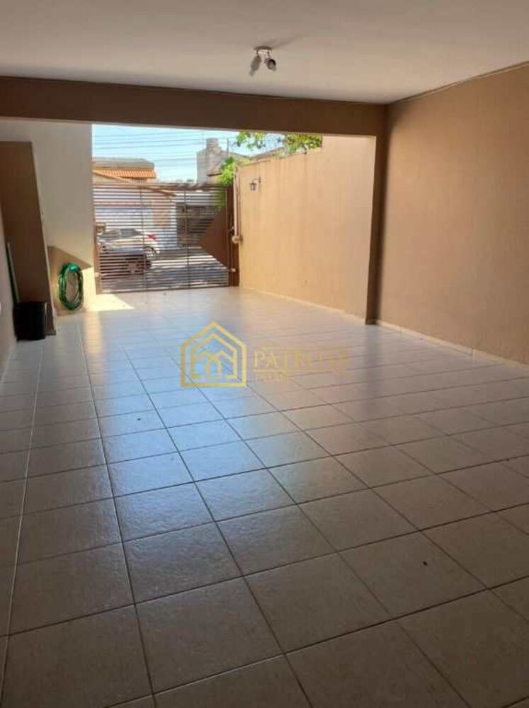 Sobrado, 3 quartos, 194 m² - Foto 2