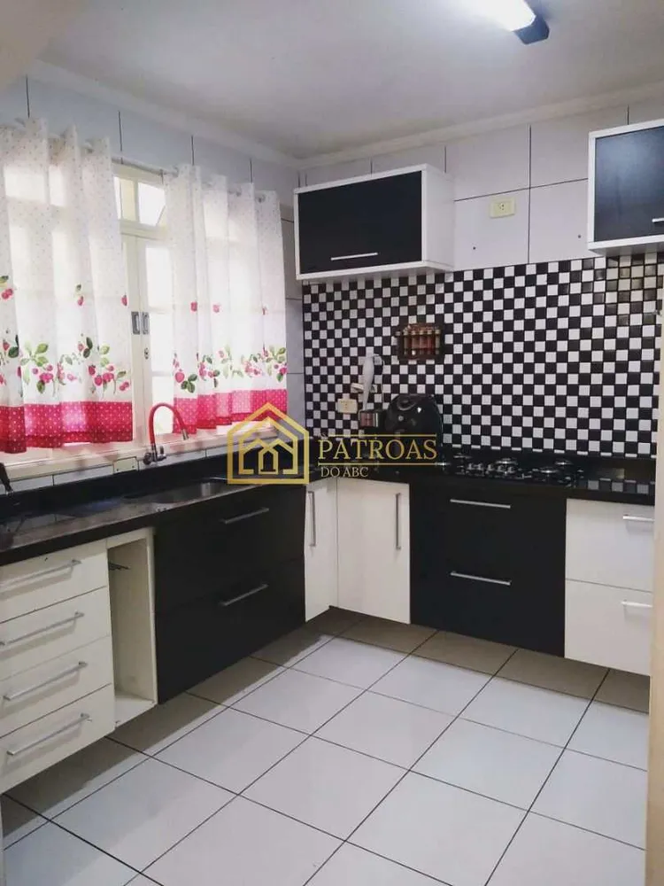 Sobrado, 3 quartos, 242 m² - Foto 4
