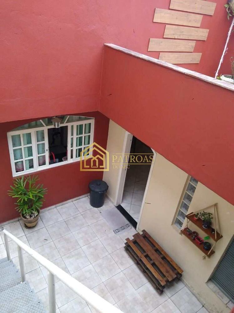 Sobrado, 3 quartos, 242 m² - Foto 3