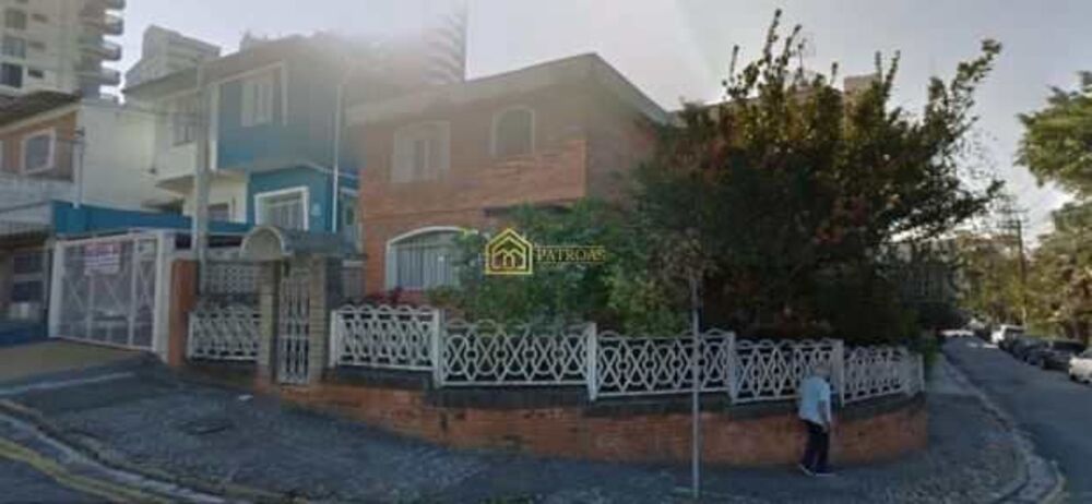 Sobrado, 3 quartos, 234 m² - Foto 1