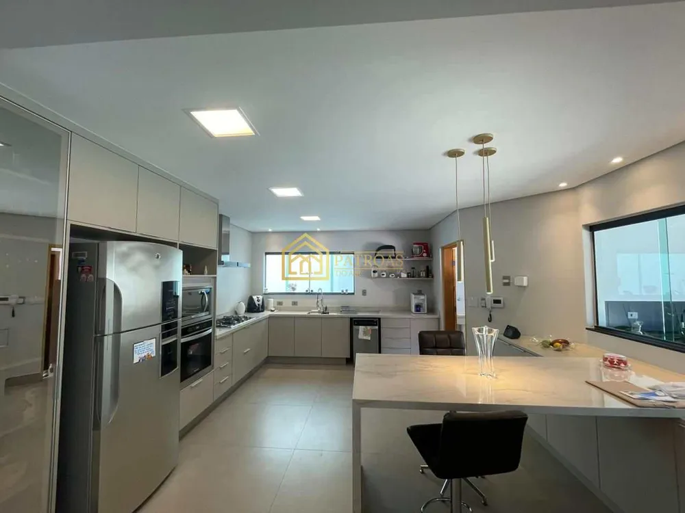 Sobrado, 4 quartos, 314 m² - Foto 4