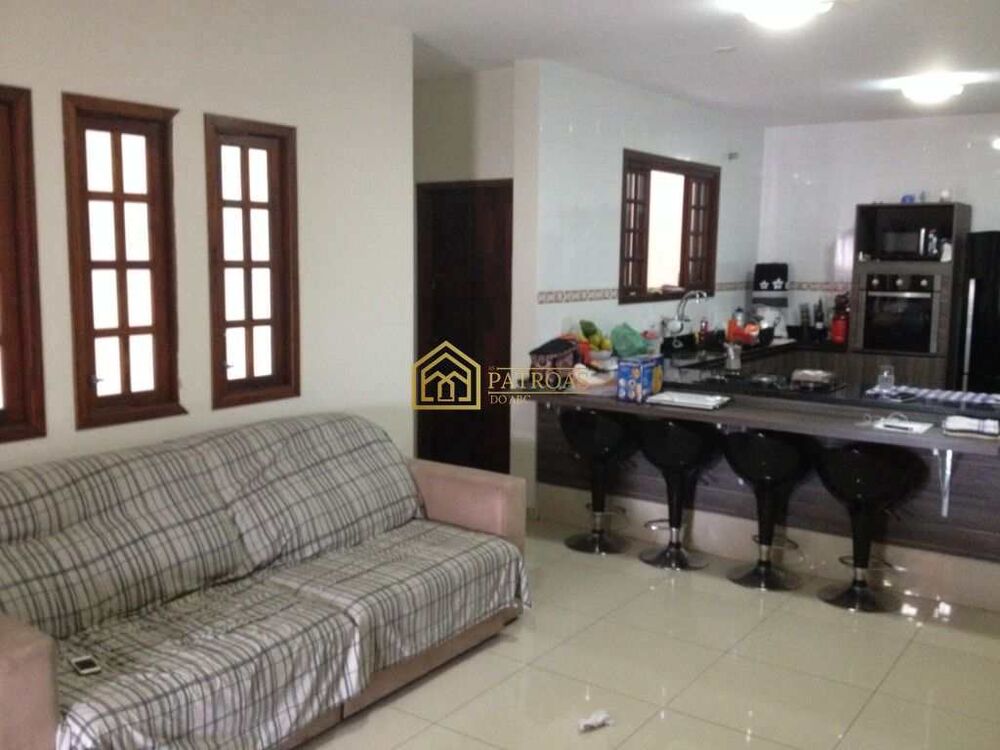 Sobrado, 2 quartos, 240 m² - Foto 1