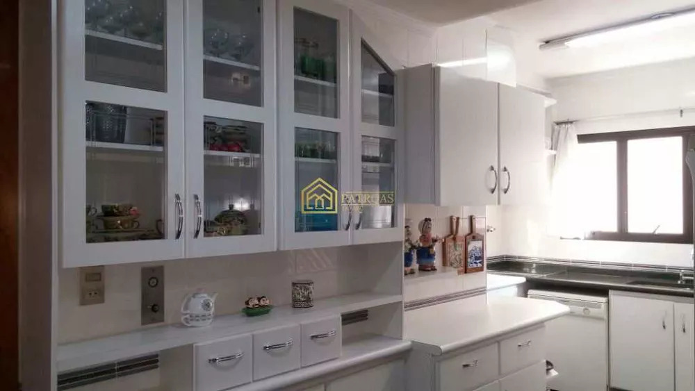 Apartamento, 3 quartos, 190 m² - Foto 4