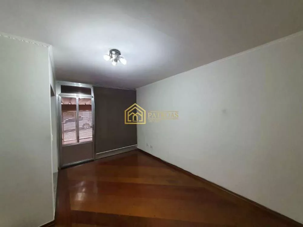 Casa, 3 quartos, 141 m² - Foto 4
