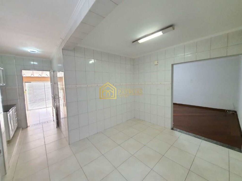 Casa, 3 quartos, 141 m² - Foto 7