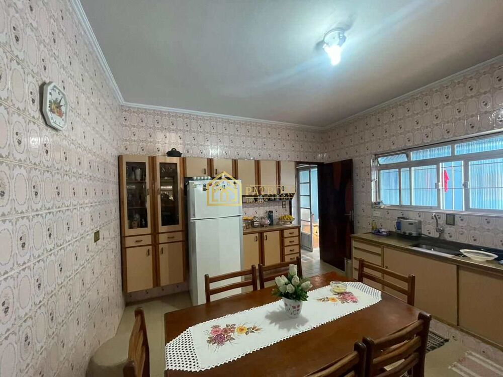 Sobrado, 3 quartos, 168 m² - Foto 1