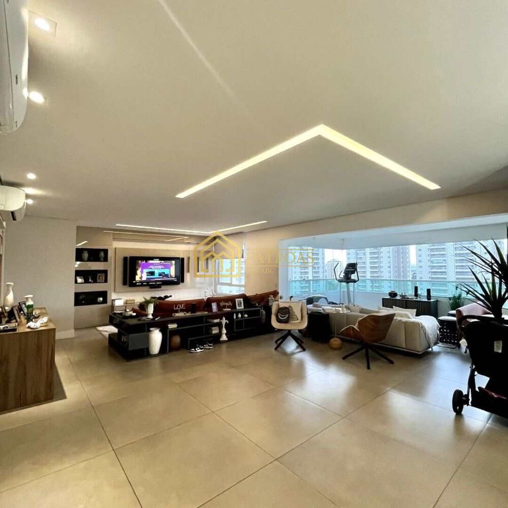 Apartamento, 3 quartos, 237 m² - Foto 1