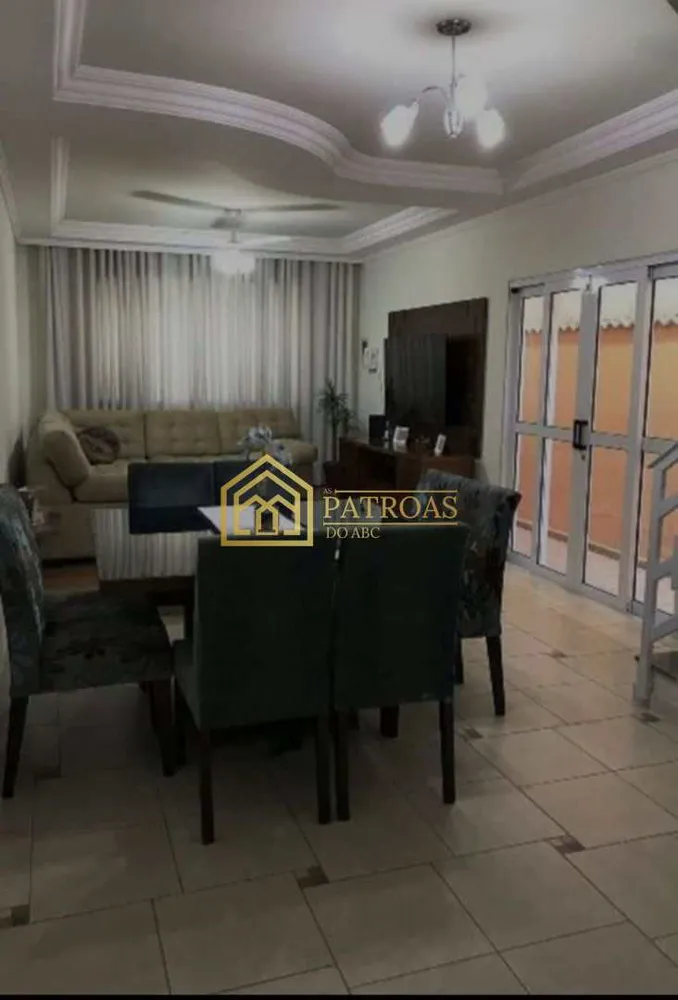 Sobrado, 3 quartos, 212 m² - Foto 1