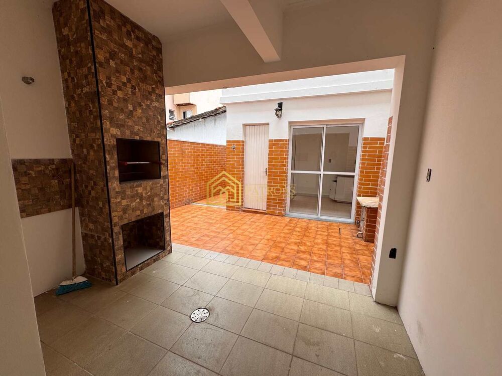 Sobrado, 3 quartos, 210 m² - Foto 1