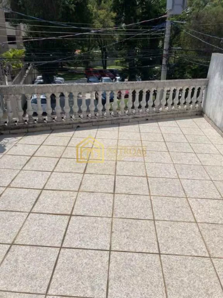 Sobrado, 4 quartos, 240 m² - Foto 3