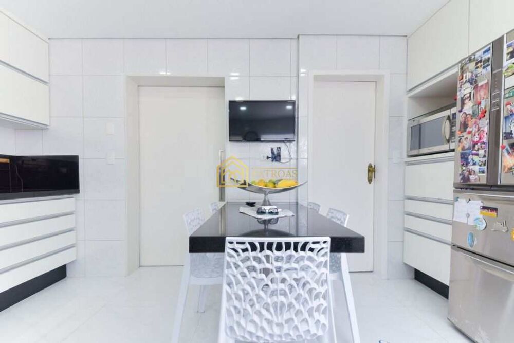 Sobrado, 3 quartos, 243 m² - Foto 3