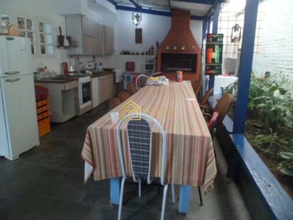 Casa, 5 quartos, 234 m² - Foto 3