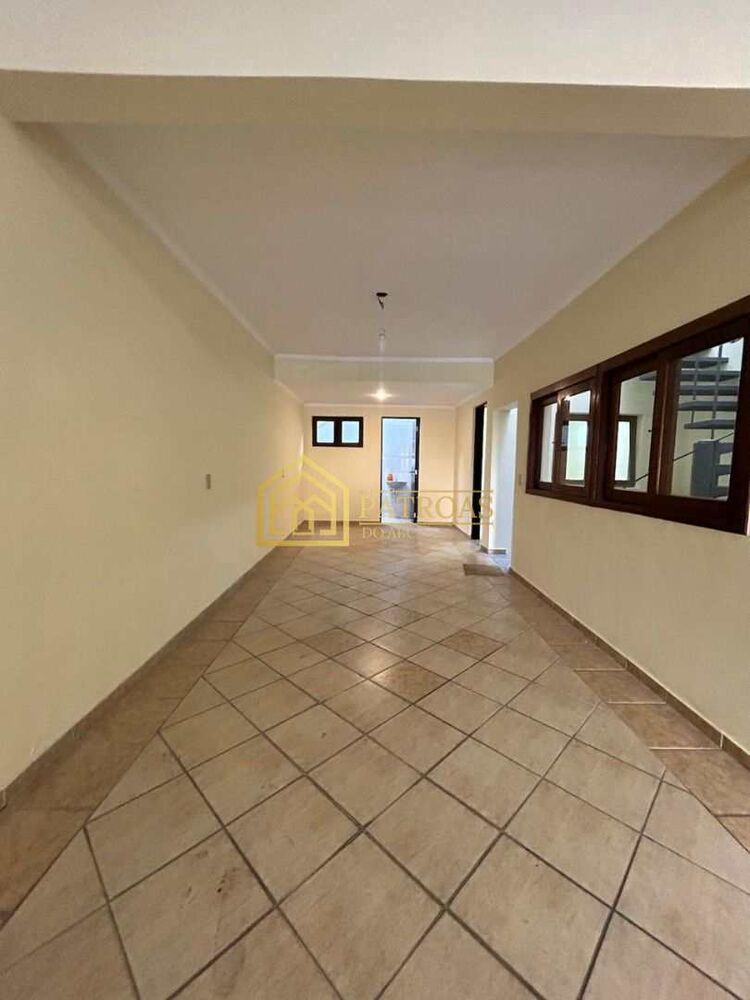 Sobrado, 3 quartos, 291 m² - Foto 2