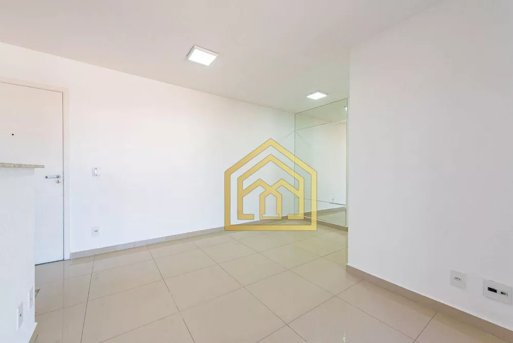 Apartamento para alugar com 3 quartos, 75m² - Foto 2