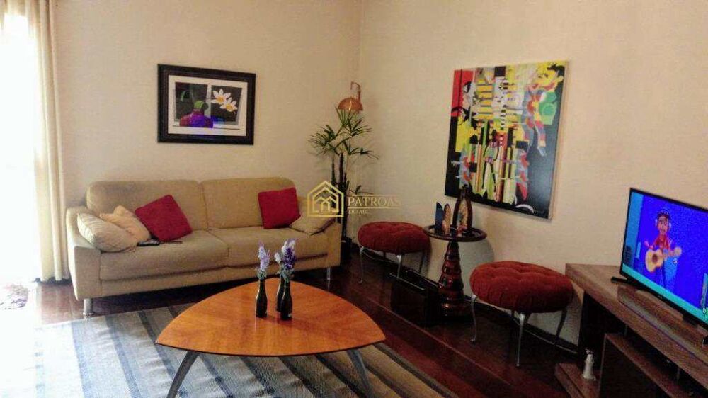 Sobrado, 4 quartos, 313 m² - Foto 1