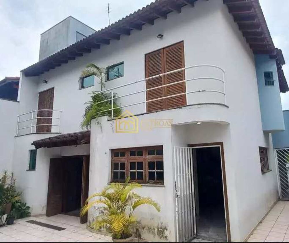 Sobrado à venda com 4 quartos, 265m² - Foto 2