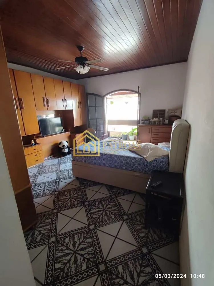 Sobrado, 3 quartos, 298 m² - Foto 1