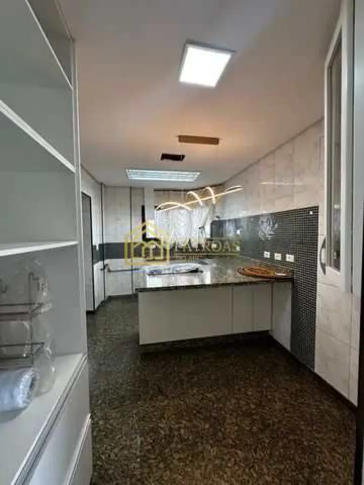 Apartamento, 4 quartos, 188 m² - Foto 2