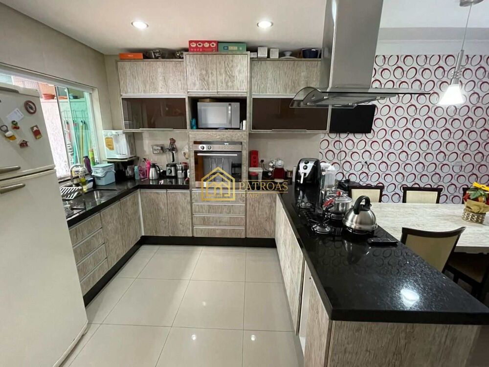 Sobrado, 3 quartos, 250 m² - Foto 8