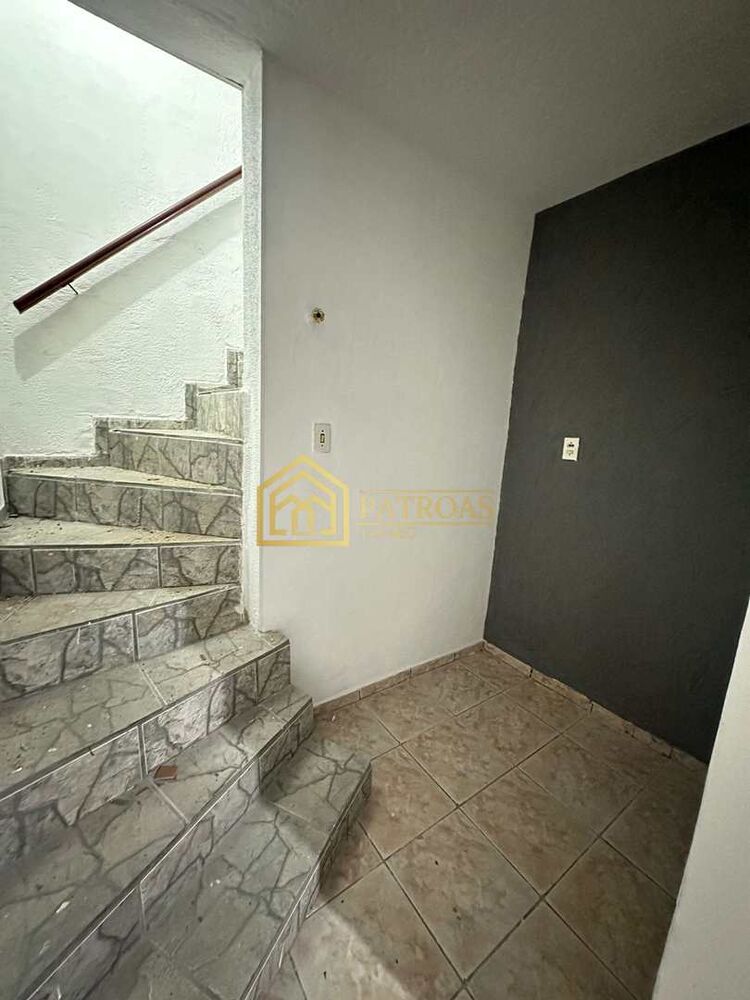 Sobrado, 3 quartos, 200 m² - Foto 2