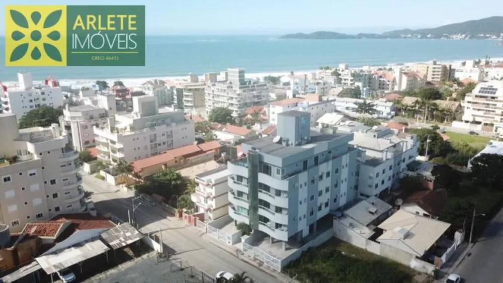 Apartamento à venda com 3 quartos, 150m² - Foto 2