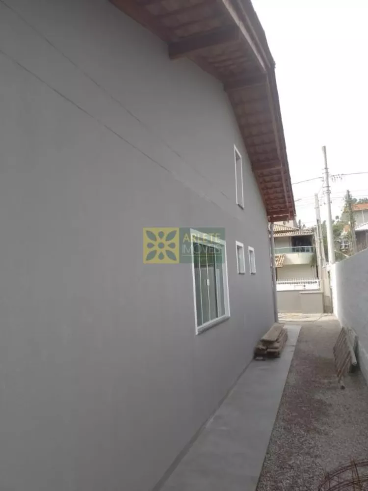 Casa Comercial à venda com 3 quartos, 121m² - Foto 3