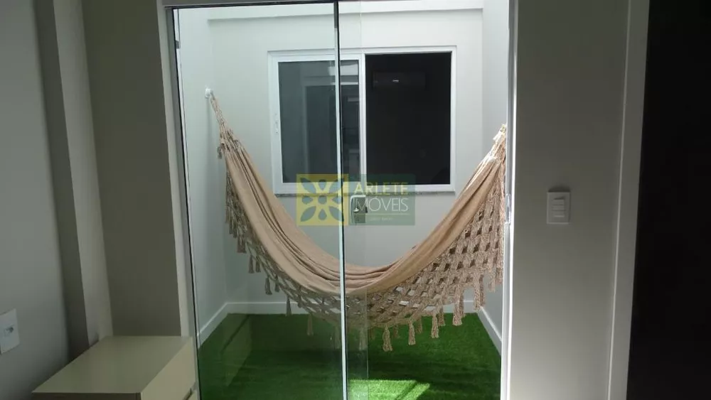 Apartamento à venda com 2 quartos, 60m² - Foto 2