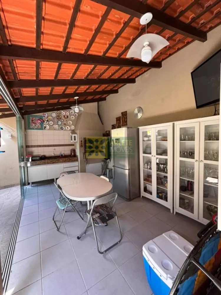 Casa à venda com 3 quartos, 170m² - Foto 3