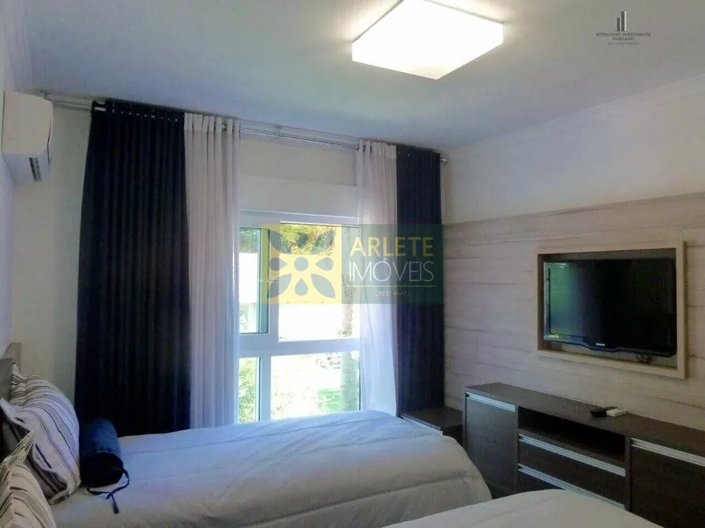 Apartamento à venda com 4 quartos, 250m² - Foto 2