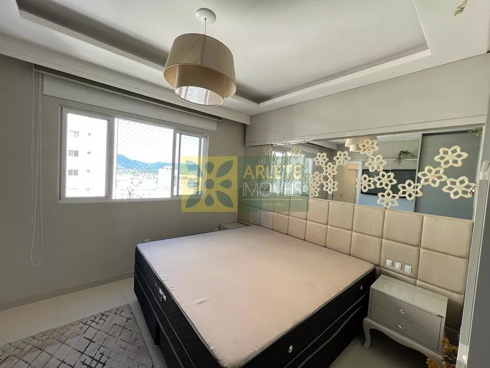 Apartamento à venda com 4 quartos, 192m² - Foto 2