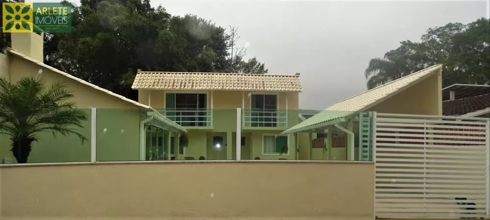 Casa à venda com 4 quartos, 168m² - Foto 2