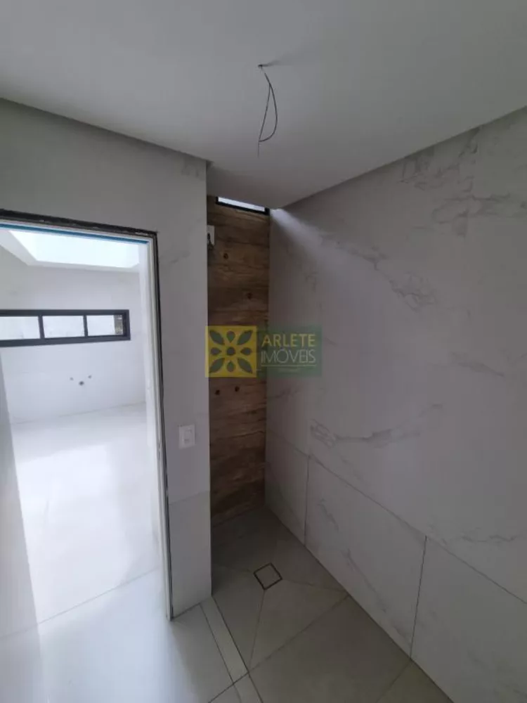 Casa Comercial à venda com 2 quartos, 88m² - Foto 4