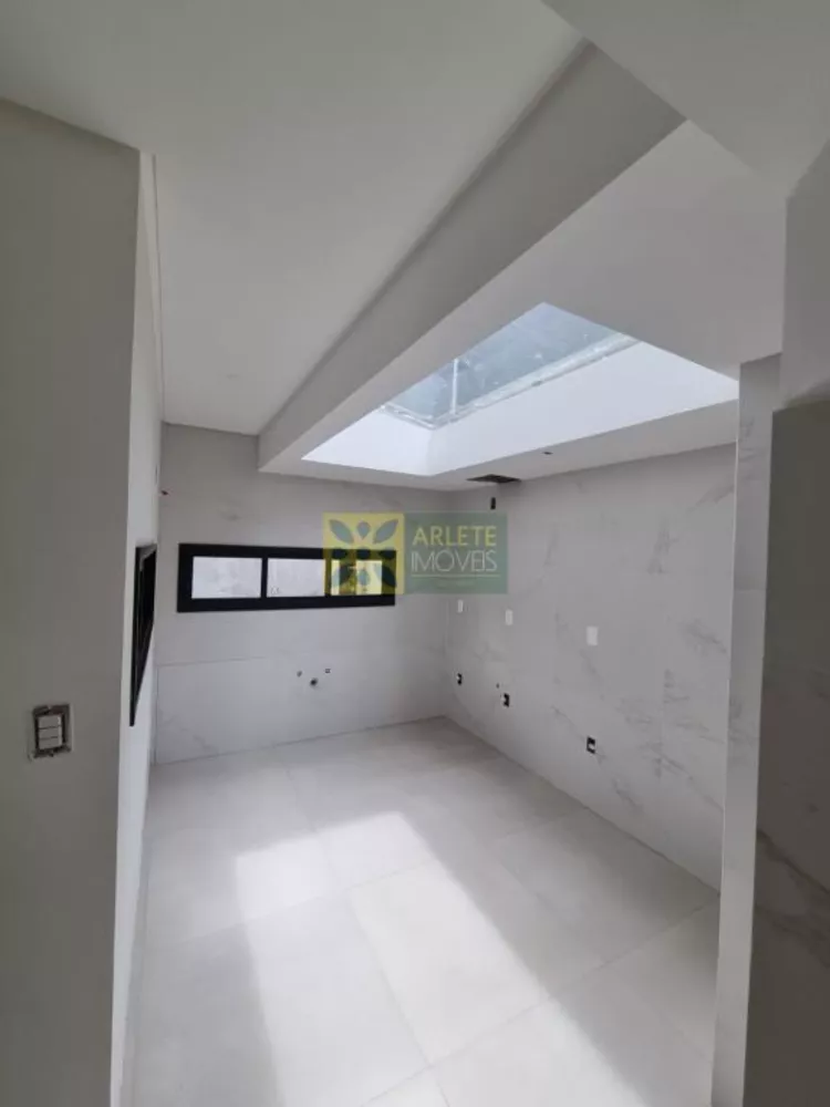 Casa Comercial à venda com 2 quartos, 88m² - Foto 3