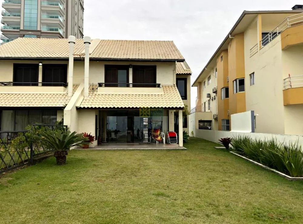 Casa Comercial para lancamento com 5 quartos, 188m² - Foto 1