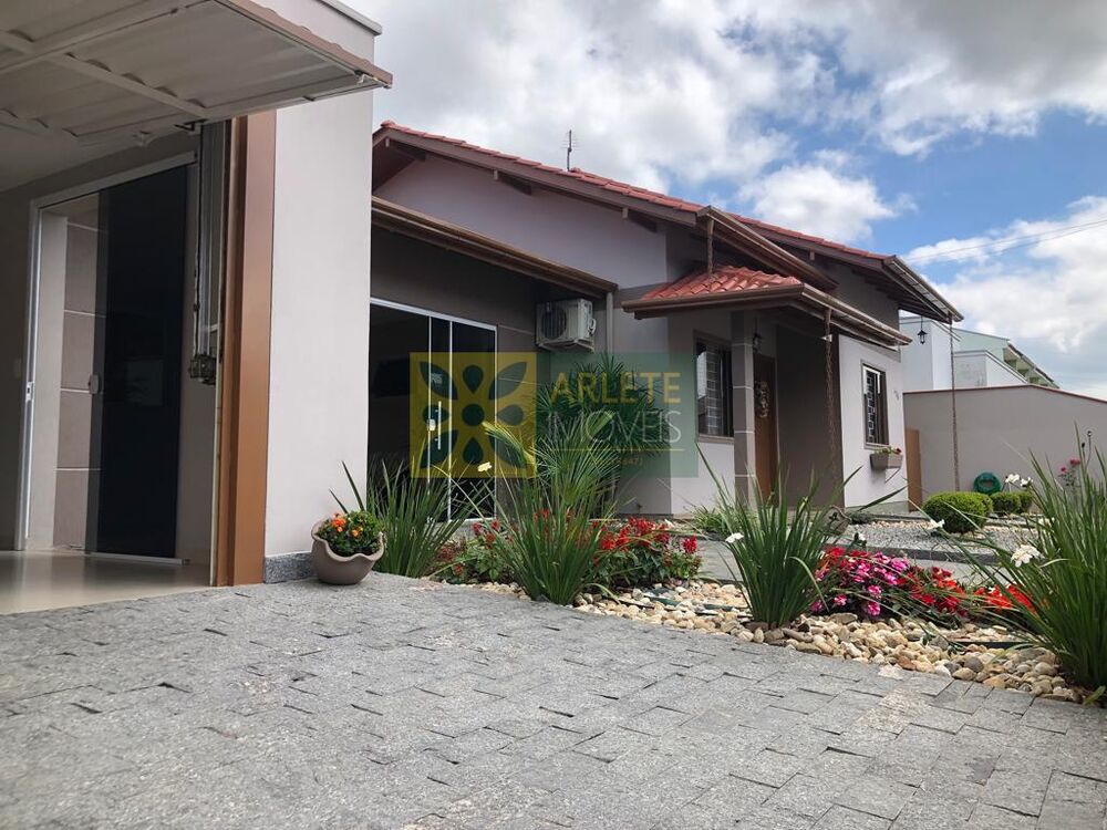 Casa, 2 quartos, 70 m² - Foto 1