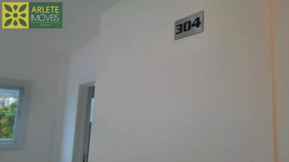 Apartamento à venda com 3 quartos, 156m² - Foto 3