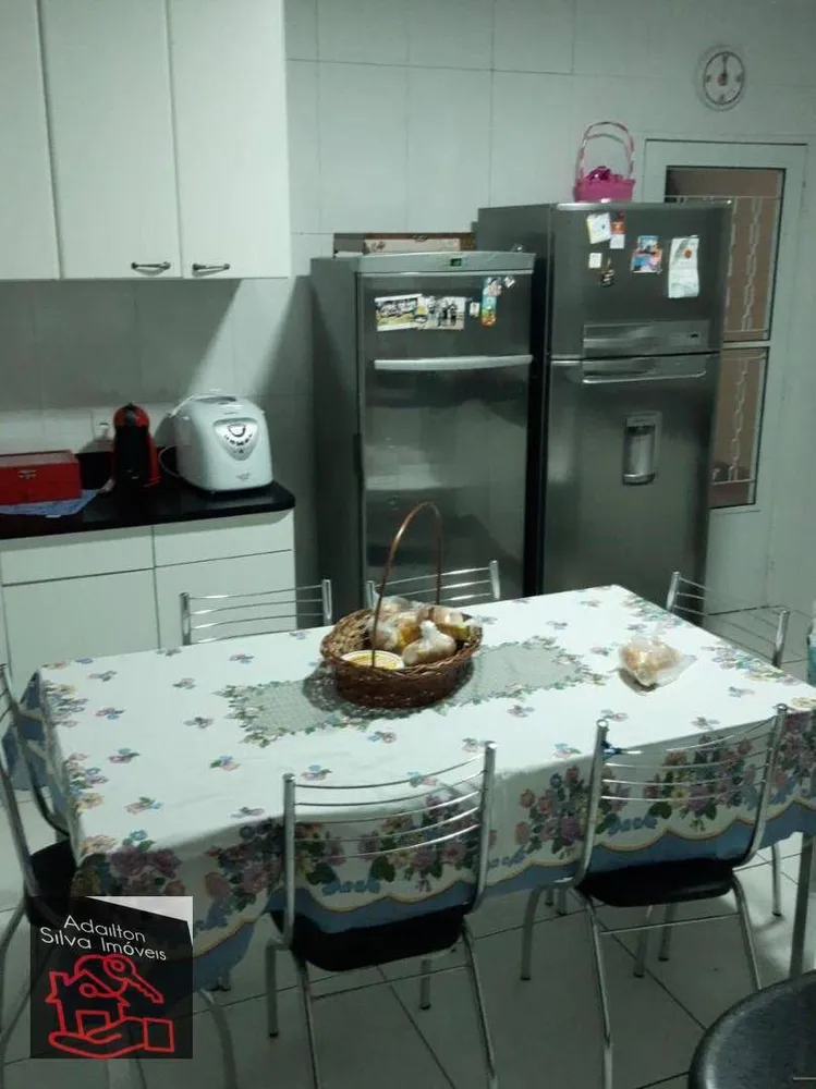 Casa, 3 quartos, 209 m² - Foto 2